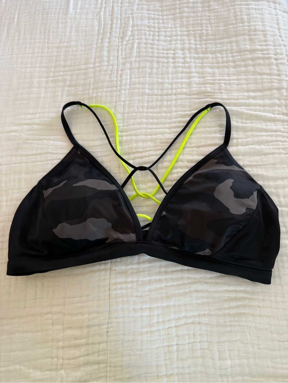 Athleta Freestyle Camo Bikini Top Size XL